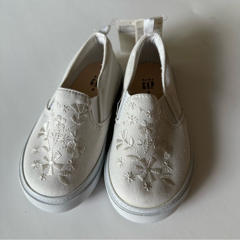 Baby Gap Embroidery Floral White Slip On Shoes Flawed Read ⬇️